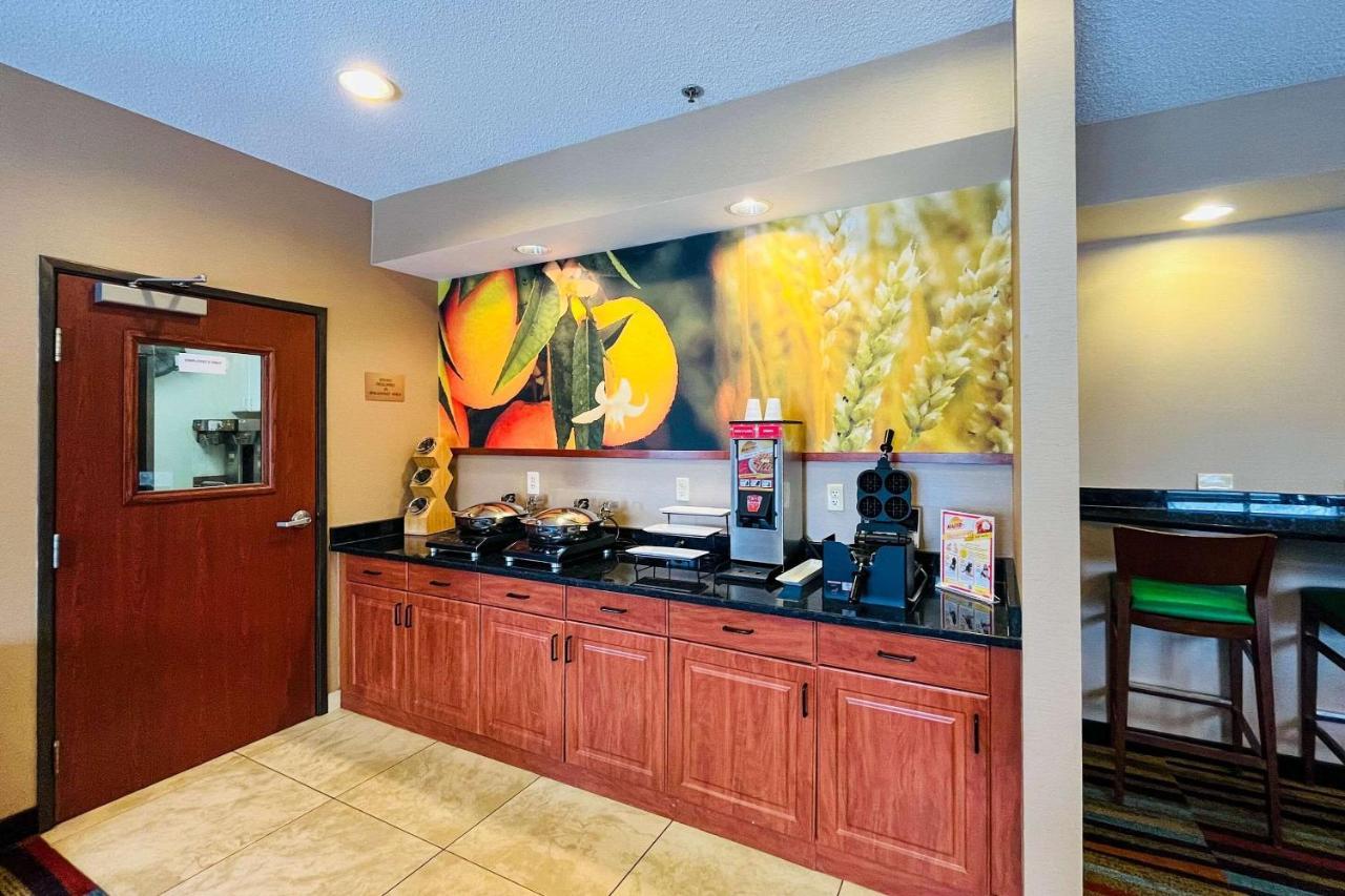 Comfort Inn & Suites Olathe - Kansas City المظهر الخارجي الصورة